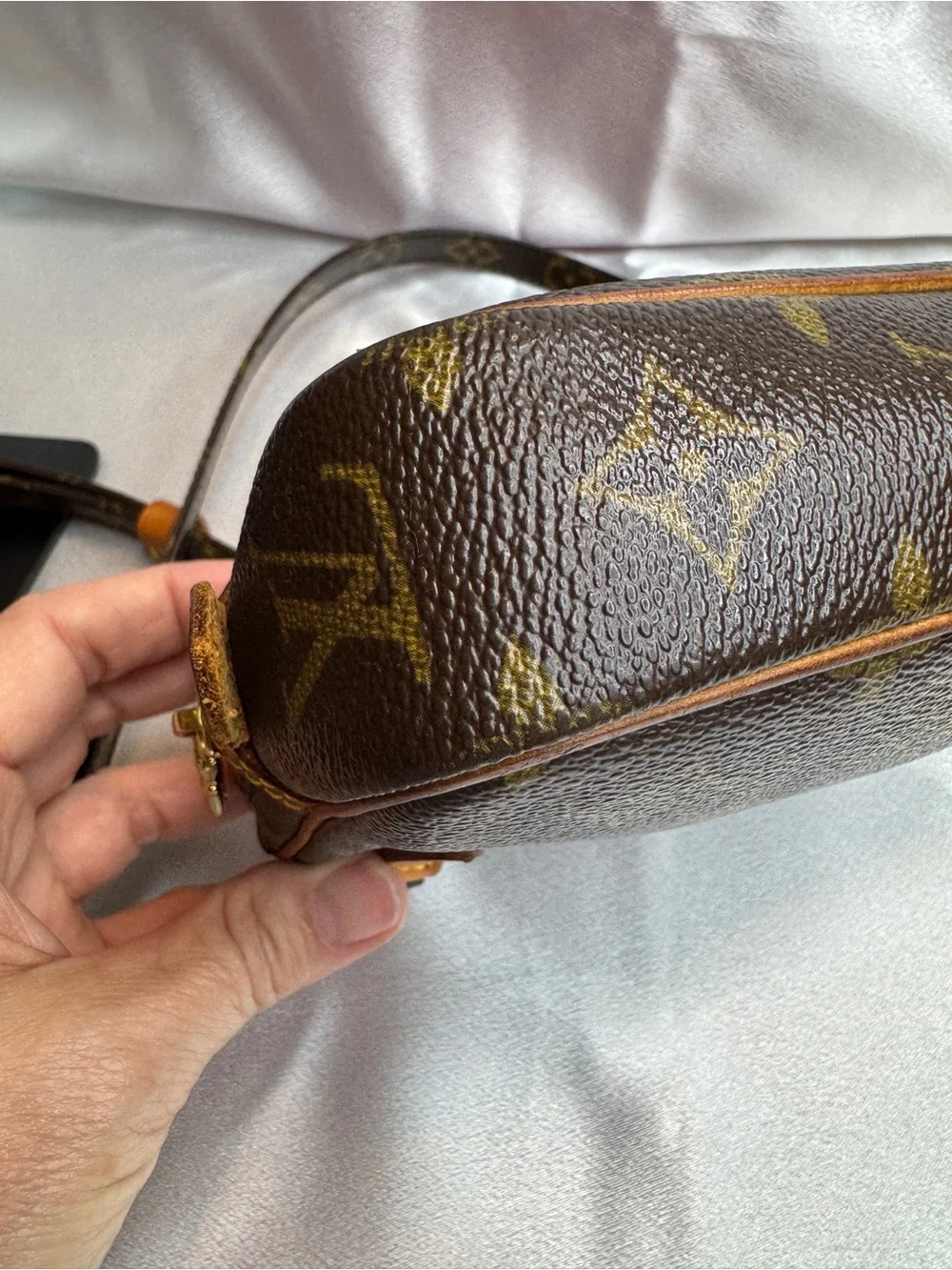 Louis Vuitton LV Monogram Pochette Marly Bandoulière with COA